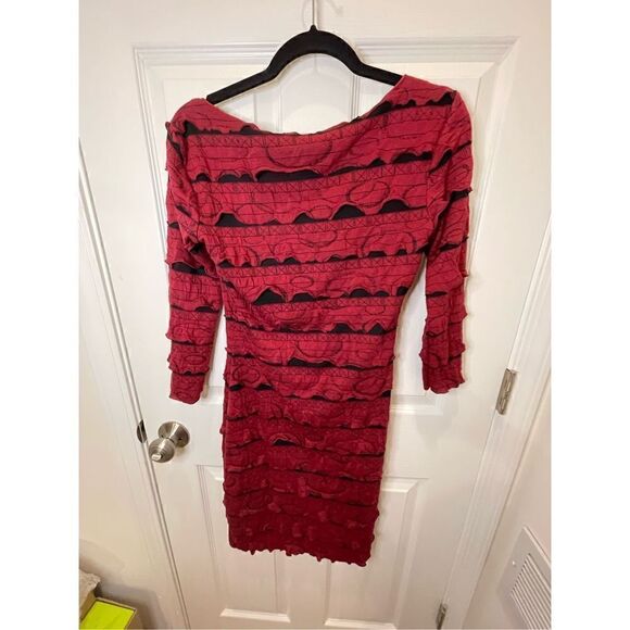 Max Studio women’s small dress red black distressed - Picture 2 of 6